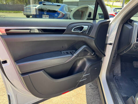 2016 Porsche Cayenne