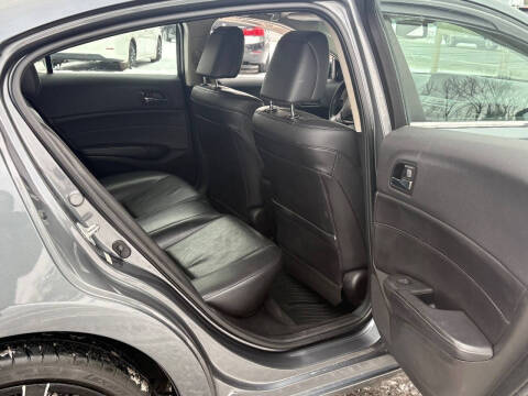 2013 Acura ILX 2.0L w/Premium