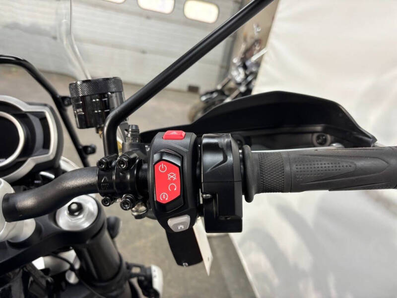 2022 Triumph Scrambler 1200 XC