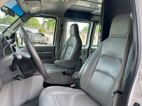 2013 Ford E-Series E-250