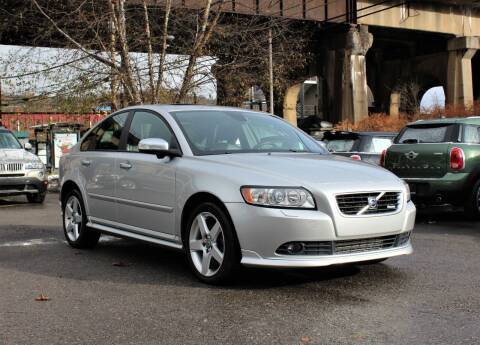 2010 Volvo S40 for sale at Cutuly Auto Sales in Pittsburgh PA