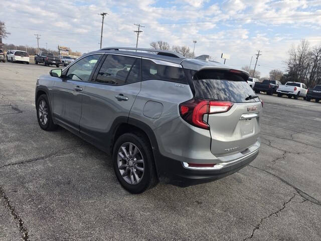 2024 GMC Terrain SLT