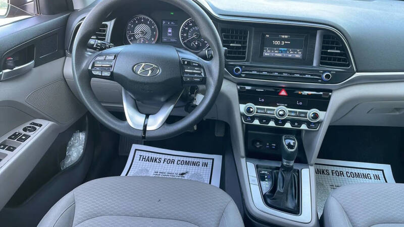 2020 Hyundai Elantra