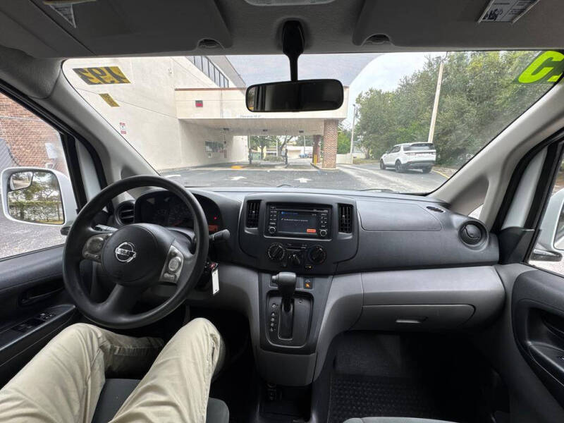 2015 Nissan NV200 SV