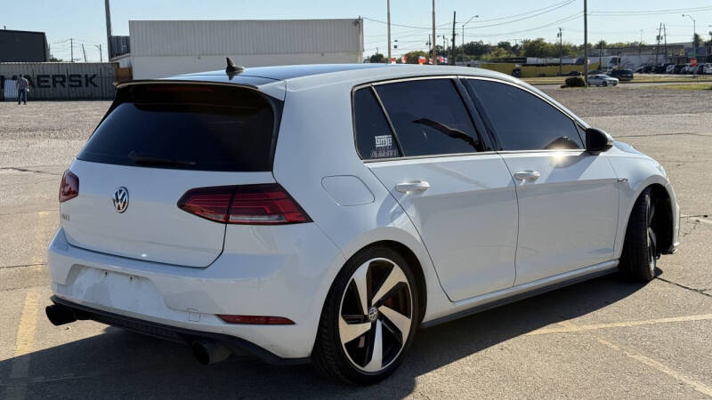 2018 Volkswagen Golf GTI S