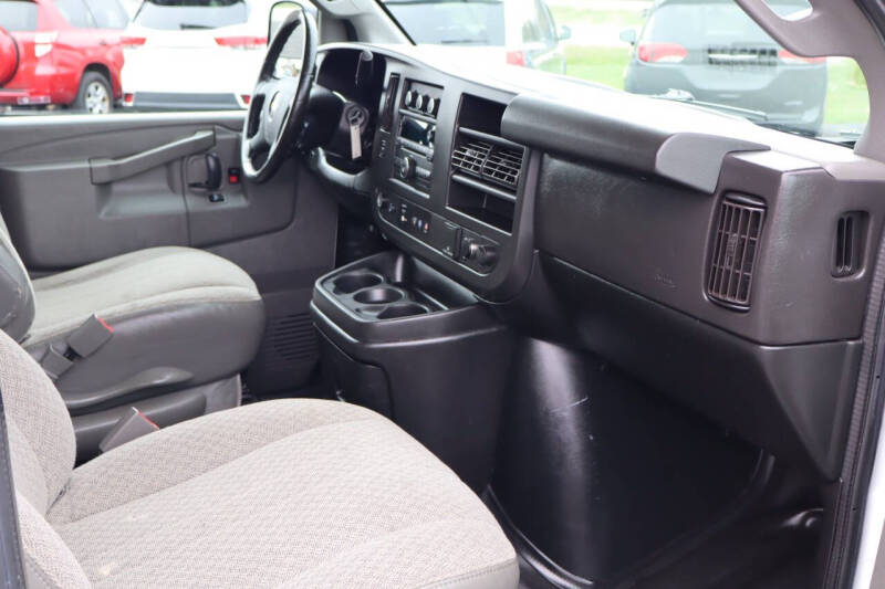 2020 Chevrolet Express 2500