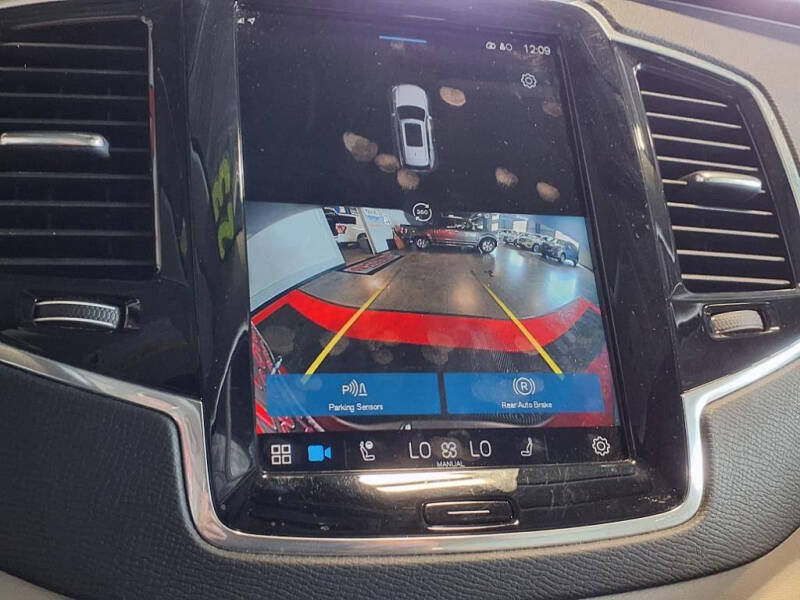 2023 Volvo XC90 B6 Plus Bright Theme 7P