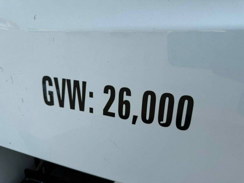 2016 Freightliner M2 106