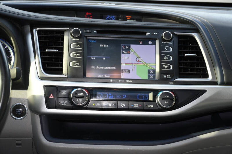 2017 Toyota Highlander XLE