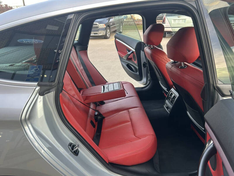 2018 BMW 3 Series 330i xDrive Gran Turismo