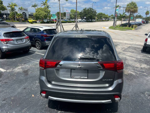 2018 Mitsubishi Outlander ES