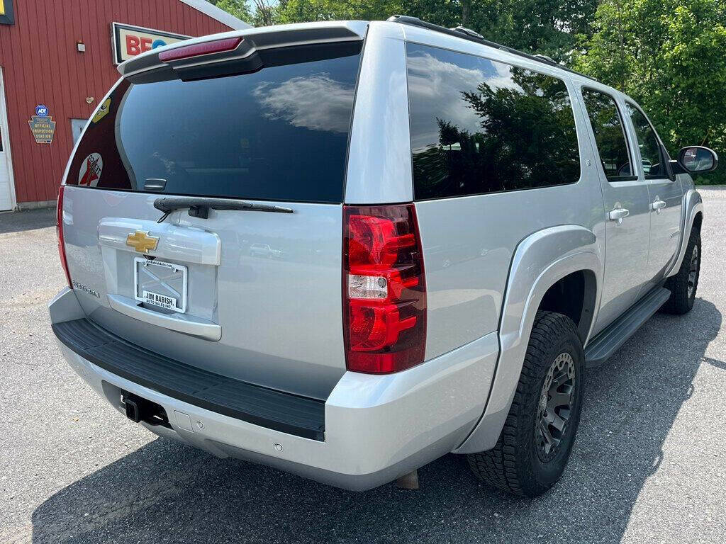 2013 Chevrolet Suburban 3