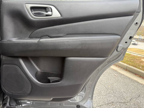 2018 Nissan Pathfinder Platinum