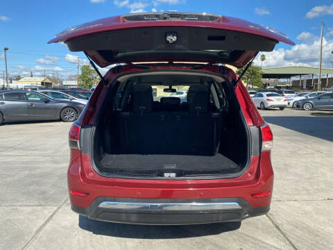 2015 Nissan Pathfinder SV