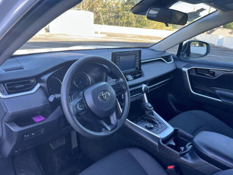 2019 Toyota RAV4 Hybrid LE