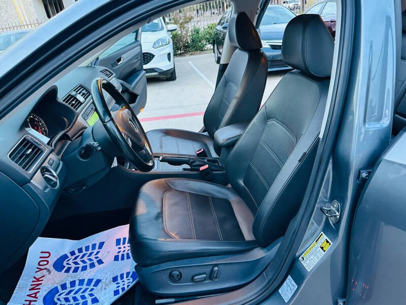 2014 Volkswagen Passat 1.8T S