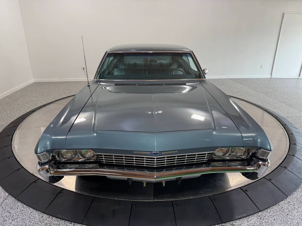 1968 Chevrolet Impala Fastback 4
