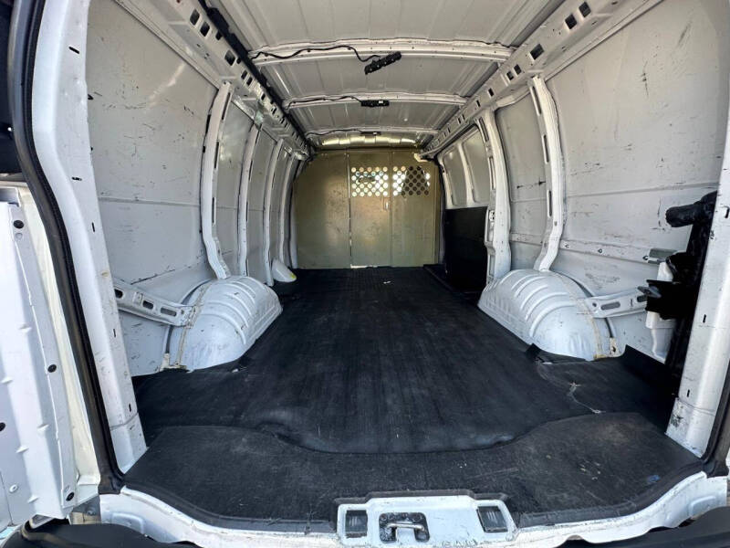 2019 Chevrolet Express 2500