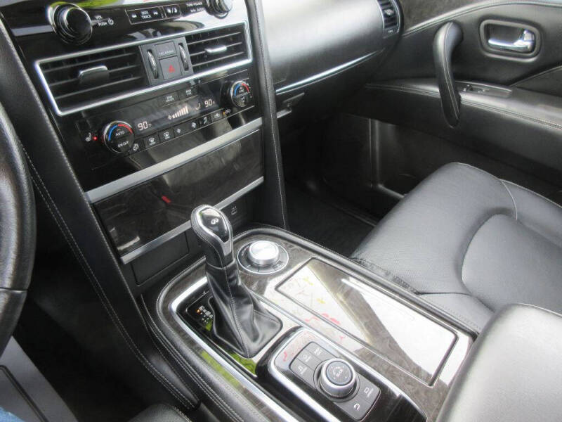 2024 Infiniti QX80 Luxe