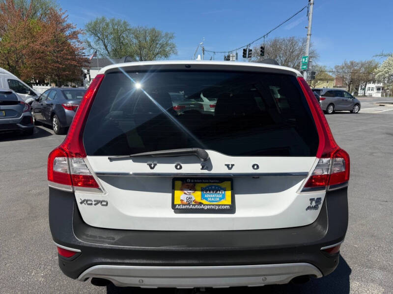 2016 Volvo XC70 T5 Platinum