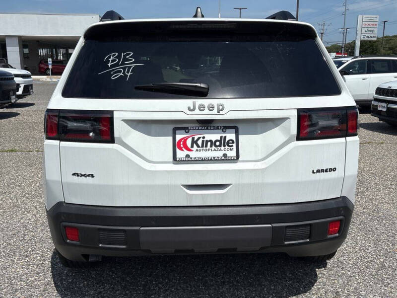 2026 Jeep Cherokee Laredo