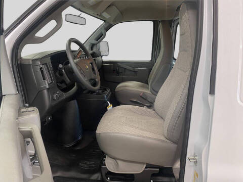 2026 Chevrolet Express 2500