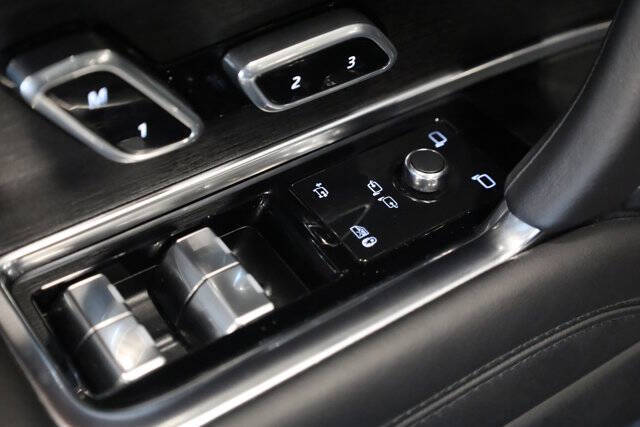 2023 Land Rover Range Rover P530 First Edition