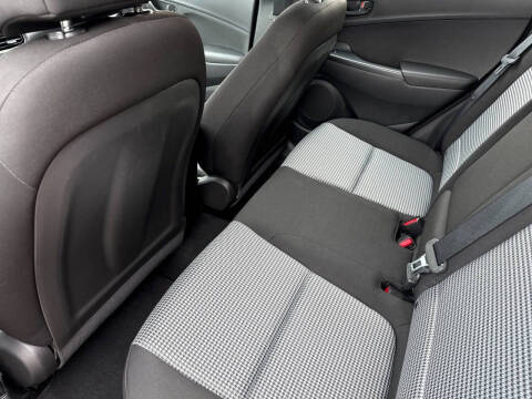 2022 Hyundai Kona SE