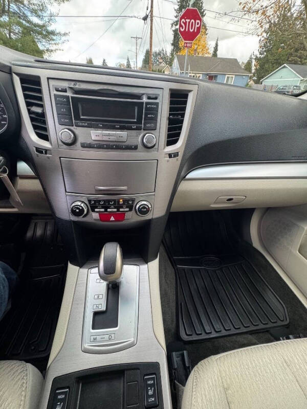 2012 Subaru Outback 2.5i Premium