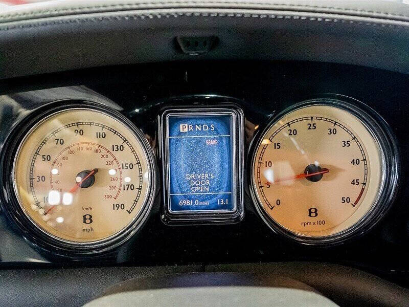 2008 Bentley Azure 37