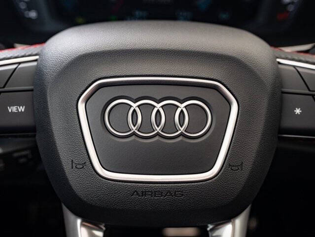 2025 Audi Q3 quattro S line Prem Plus 45 TFSI