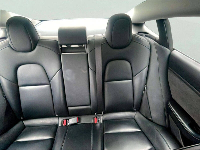 2019 Tesla Model 3 Mid Range