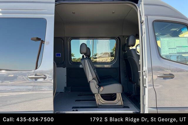 2025 Mercedes-Benz Sprinter