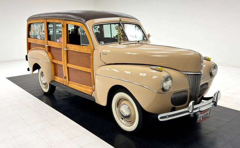 1941 Ford Super Deluxe