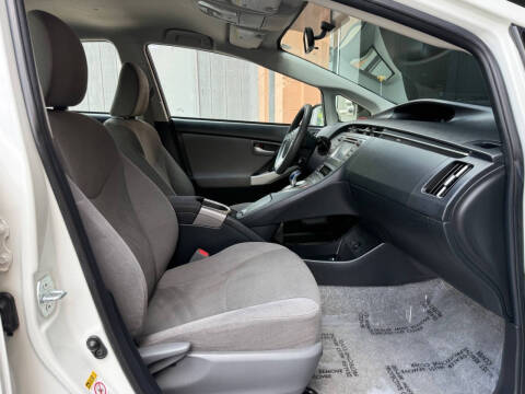 2015 Toyota Prius Three