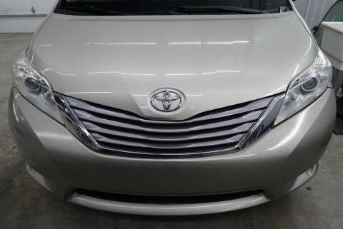 2016 Toyota Sienna