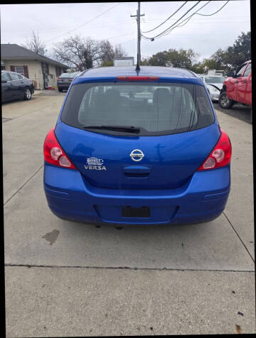 2012 Nissan Versa 1.8 S