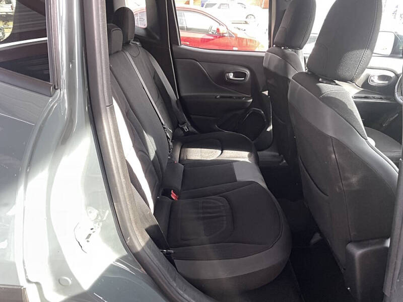 2017 Jeep Renegade Altitude