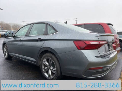 2024 Volkswagen Jetta SE