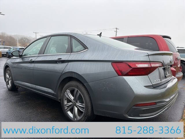 2024 Volkswagen Jetta SE