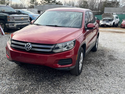 2012 Volkswagen Tiguan for sale at HDH Auto Sales LLC in Greer SC