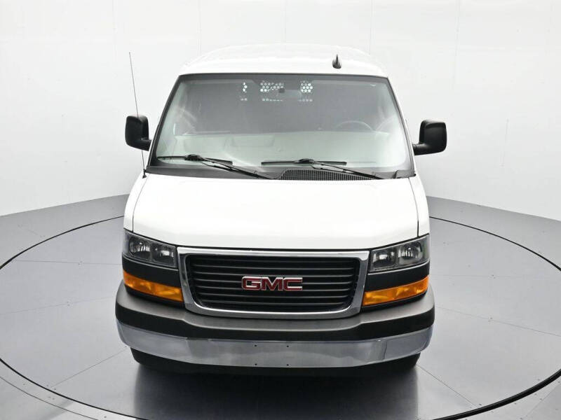 2024 GMC Savana 2500