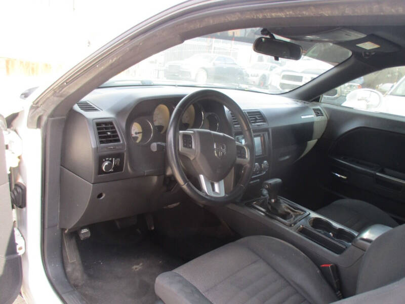 2012 Dodge Challenger SXT