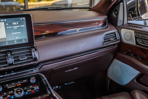 2019 Lincoln Navigator Black Label