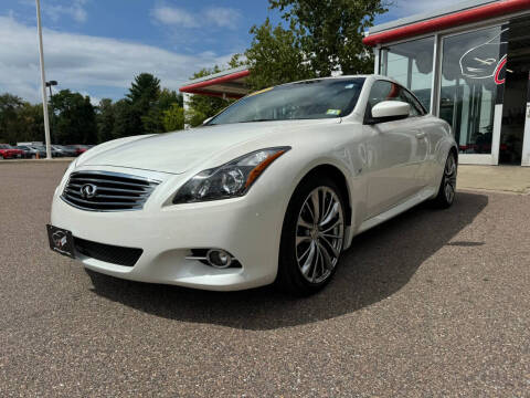 2015 Infiniti Q60 Convertible for sale at Carter's Cars in South Burlington VT