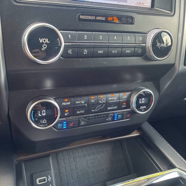 2019 Ford Expedition MAX Platinum