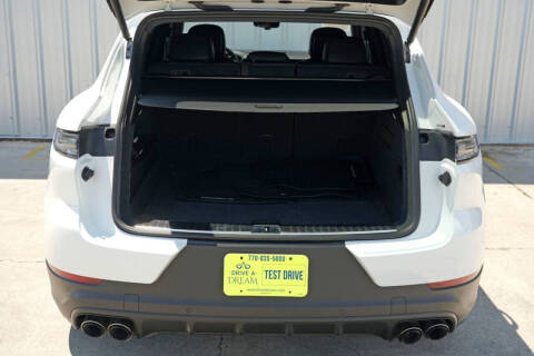 2024 Porsche Cayenne