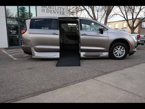 2017 Chrysler Pacifica Touring