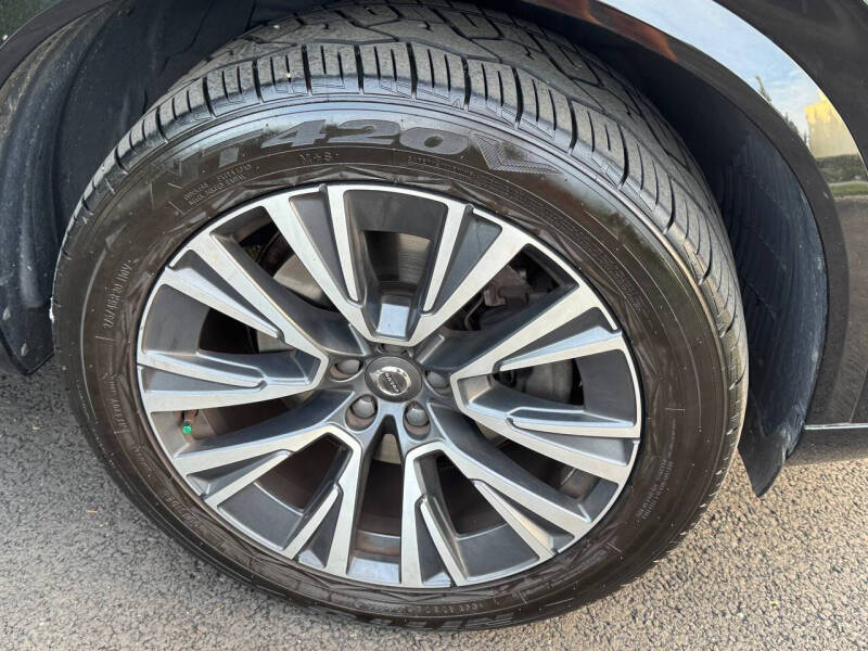 2022 Volvo XC90 T5 Momentum