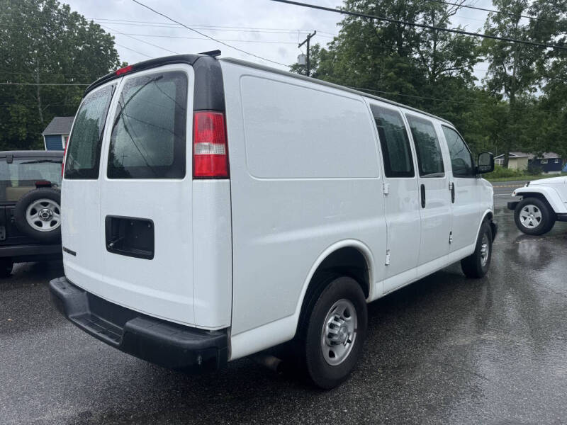 2017 Chevrolet Express 2500